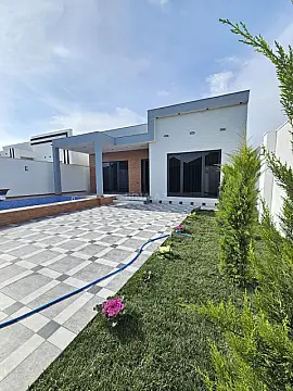 Satılır 4 otaqlı həyət evi 150 m²