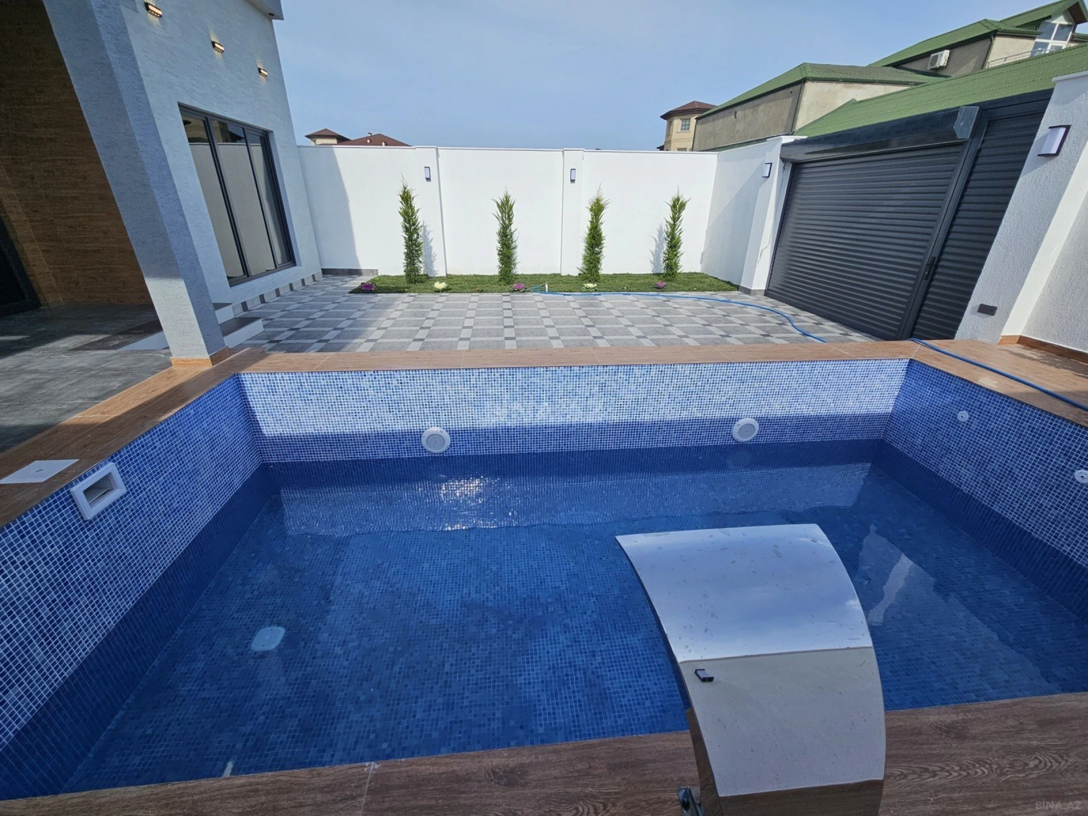 Satılır 4 otaqlı həyət evi 150 m²