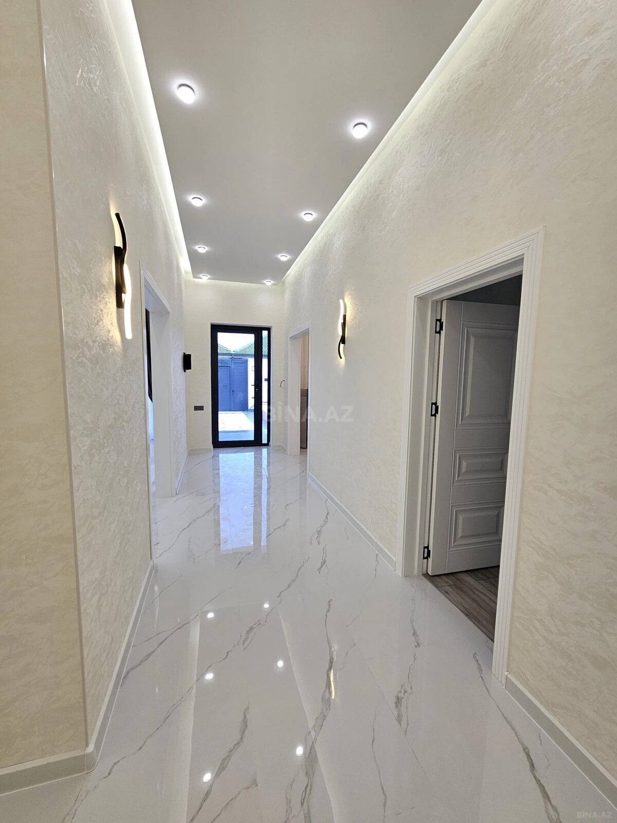 Satılır 4 otaqlı həyət evi 150 m²