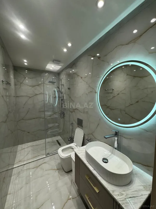 Kirayə verilir 2 otaqlı mənzil 70 m²