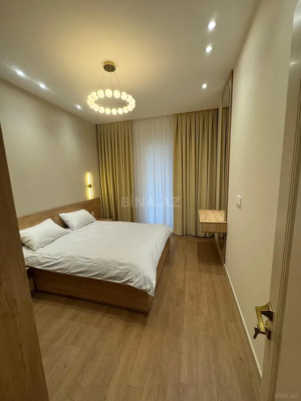 Kirayə verilir 2 otaqlı mənzil 70 m²