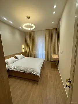 Kirayə verilir 2 otaqlı mənzil 70 m²