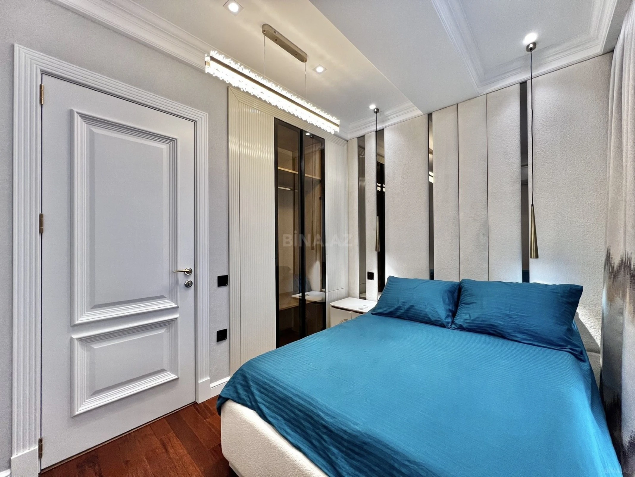 Satılır 3 otaqlı mənzil 93 m²