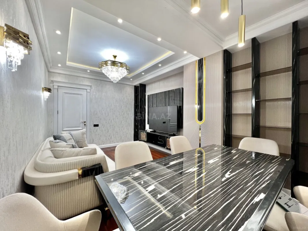 Satılır 3 otaqlı mənzil 93 m²