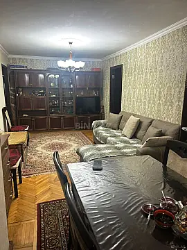 Satılır 2 otaqlı mənzil 61 m²