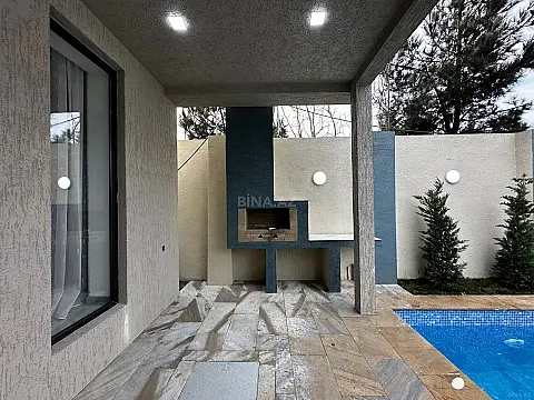 Satılır 4 otaqlı həyət evi 140 m²