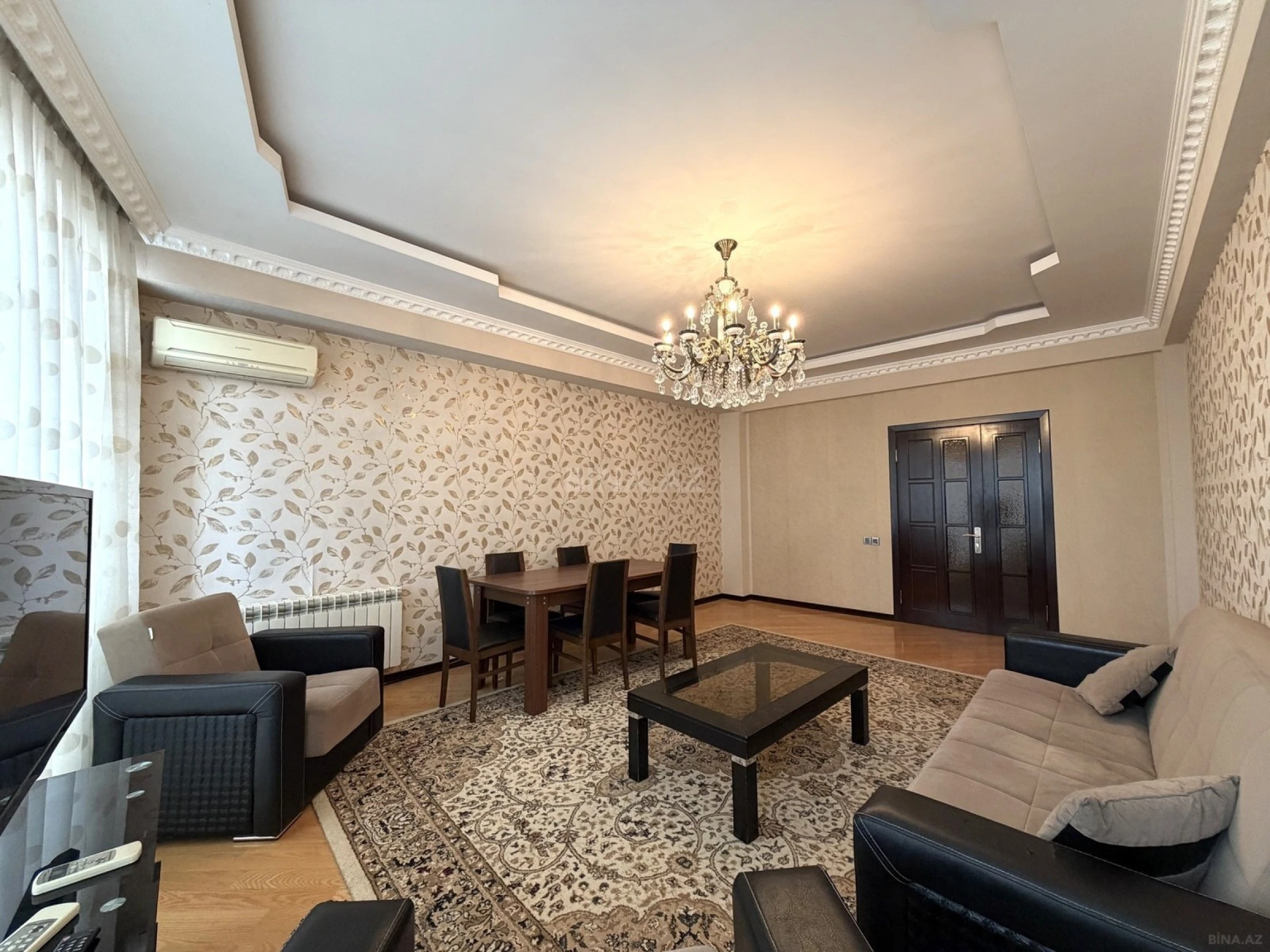 Kirayə verilir 3 otaqlı mənzil 130 m²