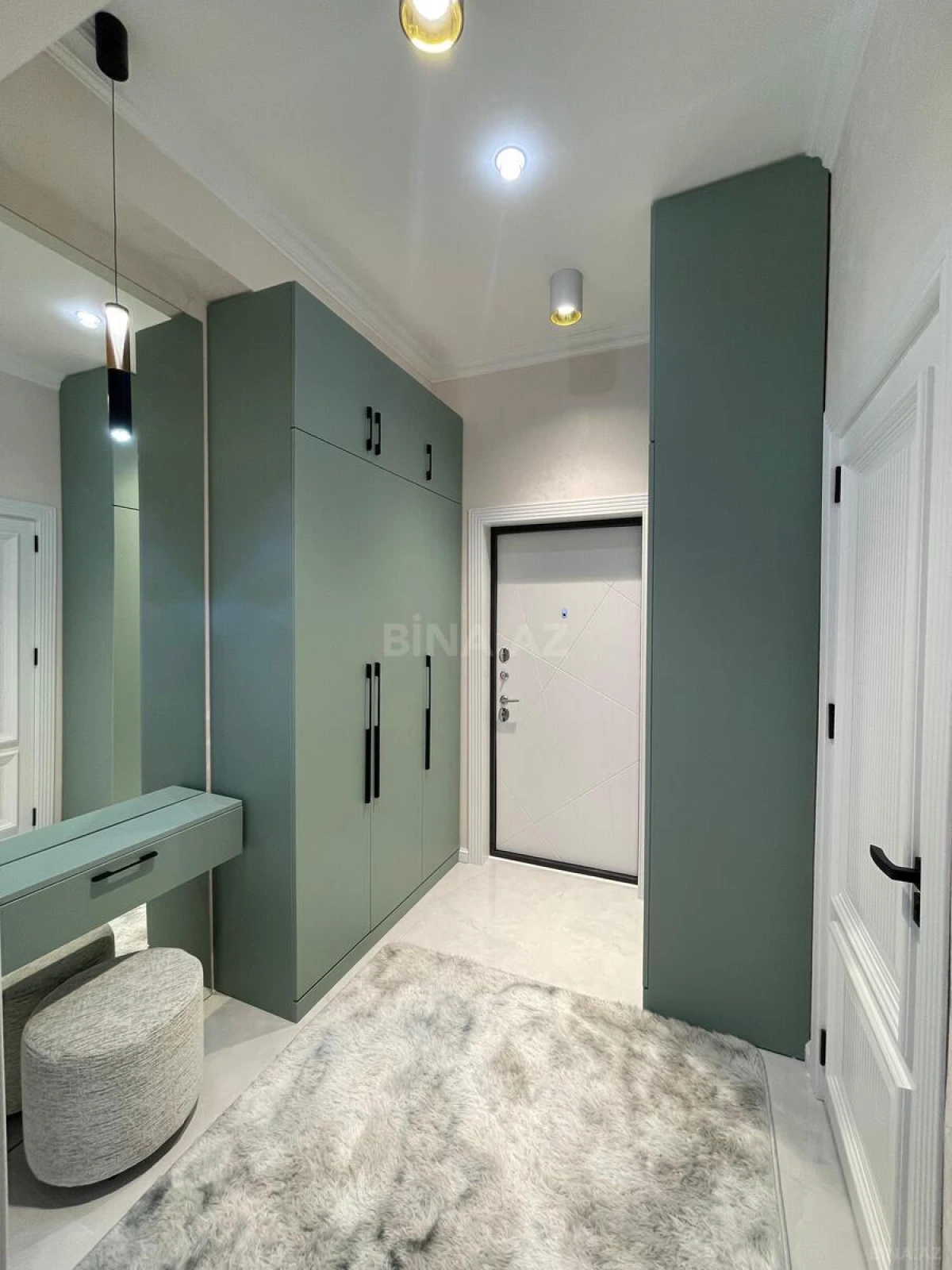 Satılır 2 otaqlı mənzil 42 m²