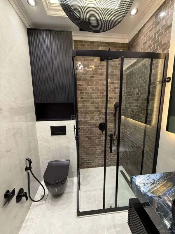 Satılır 2 otaqlı mənzil 68 m²