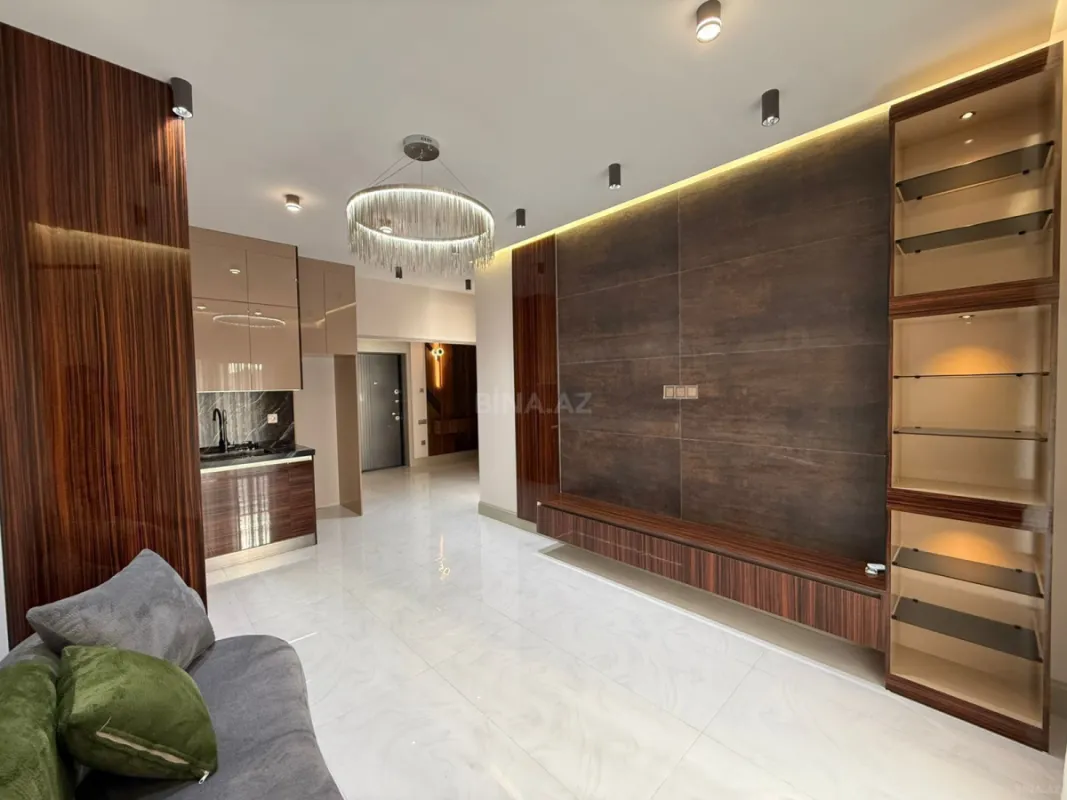 Satılır 2 otaqlı mənzil 68 m²