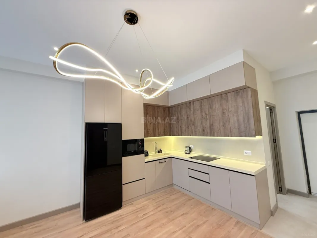 Kirayə verilir 2 otaqlı mənzil 75 m²