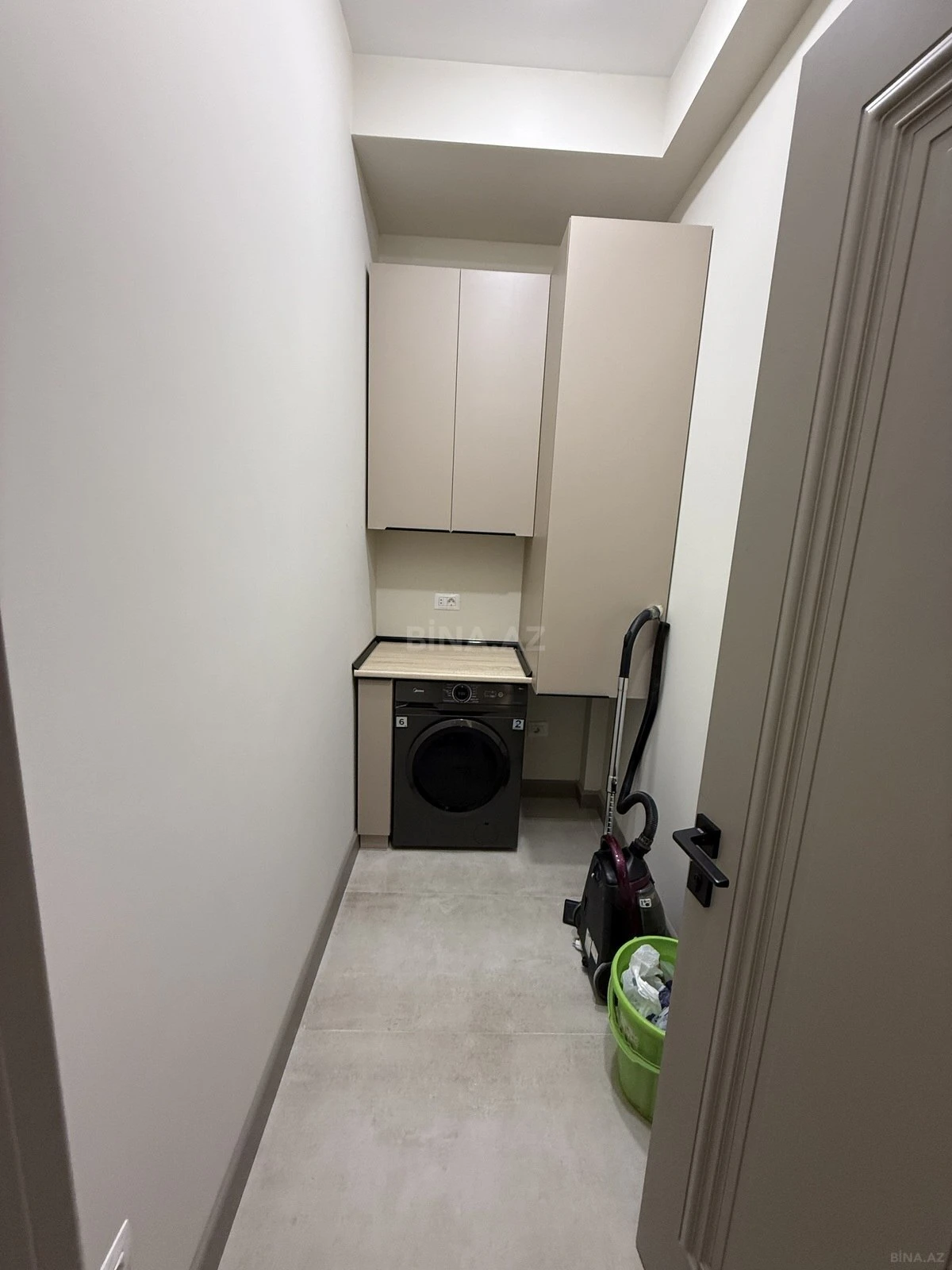 Kirayə verilir 2 otaqlı mənzil 75 m²
