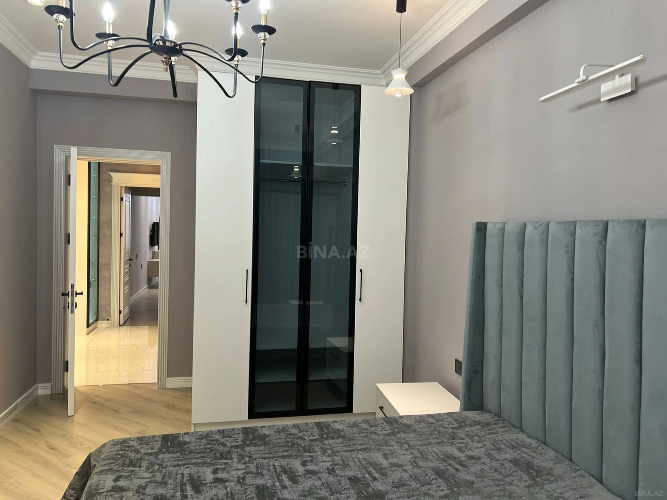 Kirayə verilir 3 otaqlı mənzil 140 m²