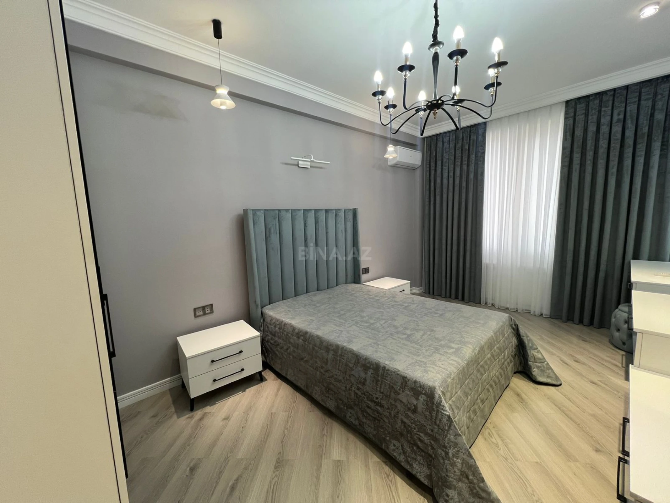 Kirayə verilir 3 otaqlı mənzil 140 m²