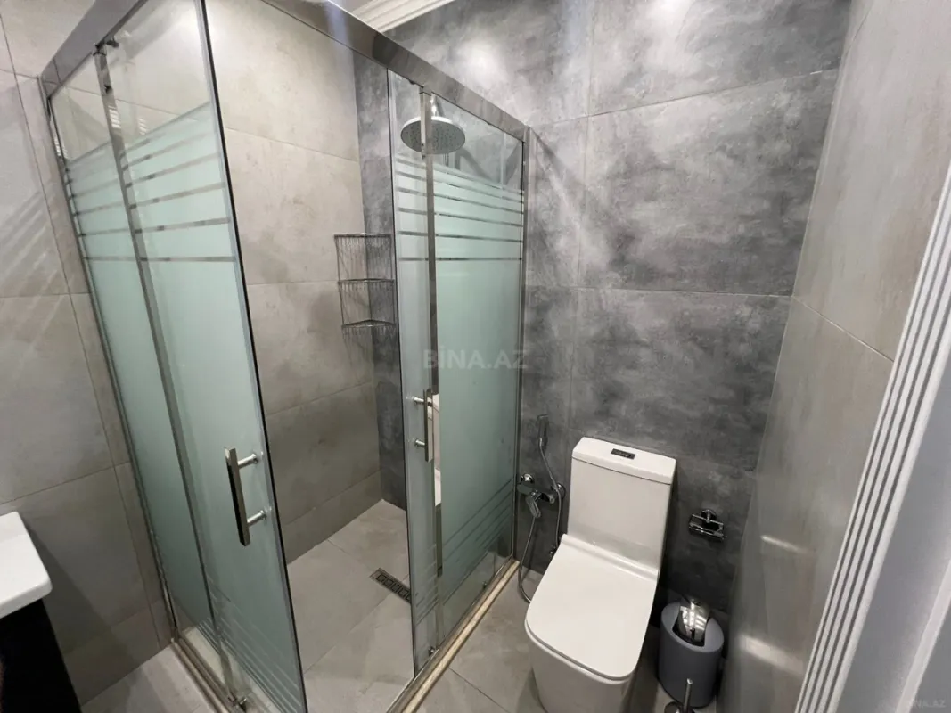Kirayə verilir 3 otaqlı mənzil 140 m²