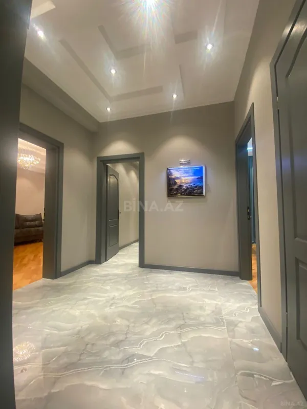 Kirayə verilir 2 otaqlı mənzil 100 m²