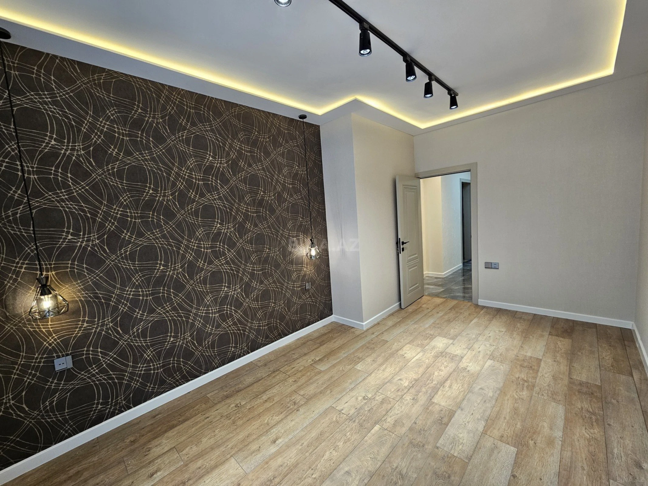 Satılır 3 otaqlı mənzil 100 m²