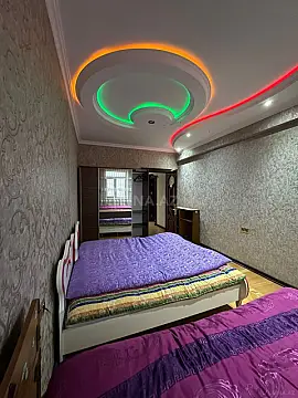 Kirayə verilir 4 otaqlı mənzil 200 m²