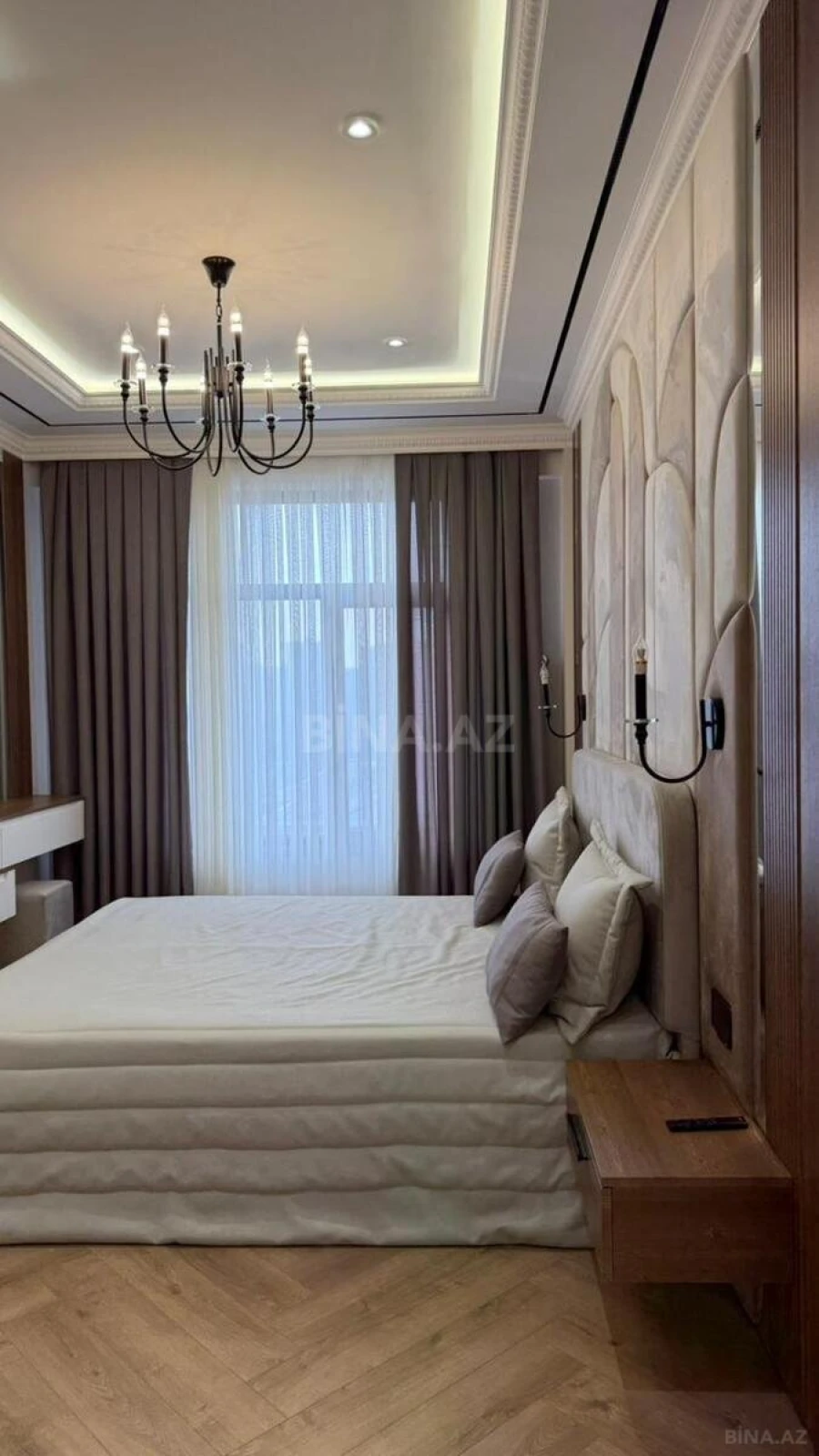 Satılır 4 otaqlı mənzil 170 m²