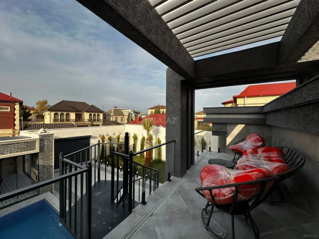 Satılır 5 otaqlı həyət evi 180 m²