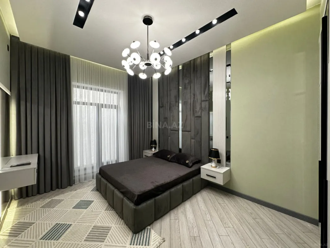 Satılır 5 otaqlı həyət evi 180 m²