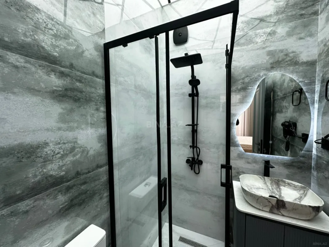 Satılır 5 otaqlı həyət evi 180 m²