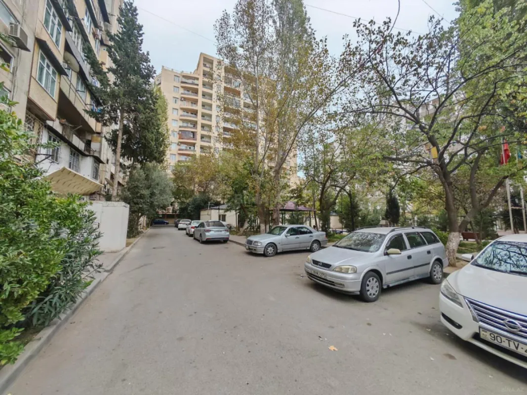 Kirayə verilir 3 otaqlı mənzil 100 m²