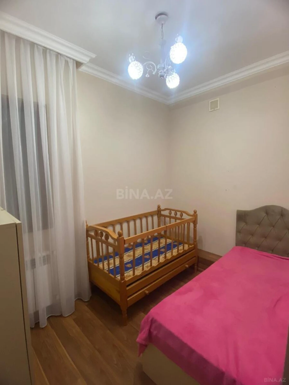 Kirayə verilir 3 otaqlı mənzil 100 m²