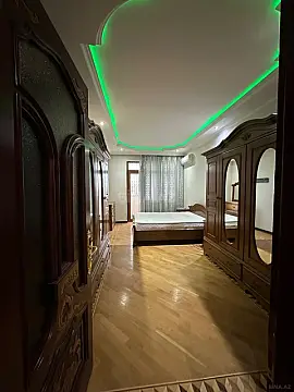 Kirayə verilir 4 otaqlı mənzil 200 m²