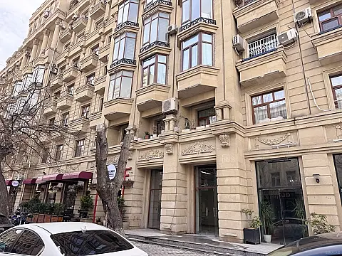 Satılır obyekt 68 m² — Bakı, Nərimanov 68.00 m²