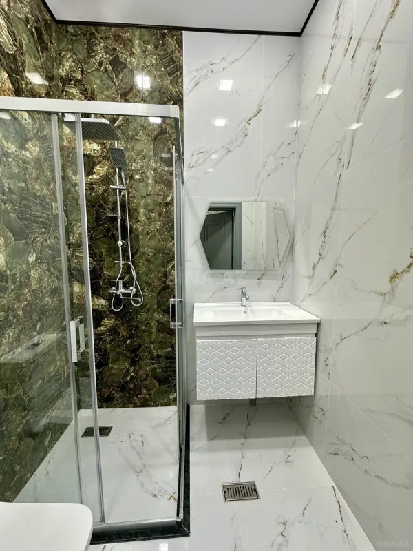 Satılır 4 otaqlı həyət evi 140 m²