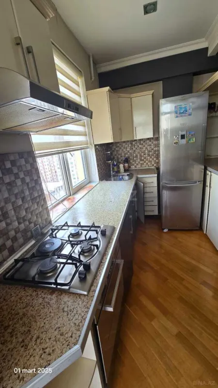 Kirayə verilir 3 otaqlı mənzil 78 m²