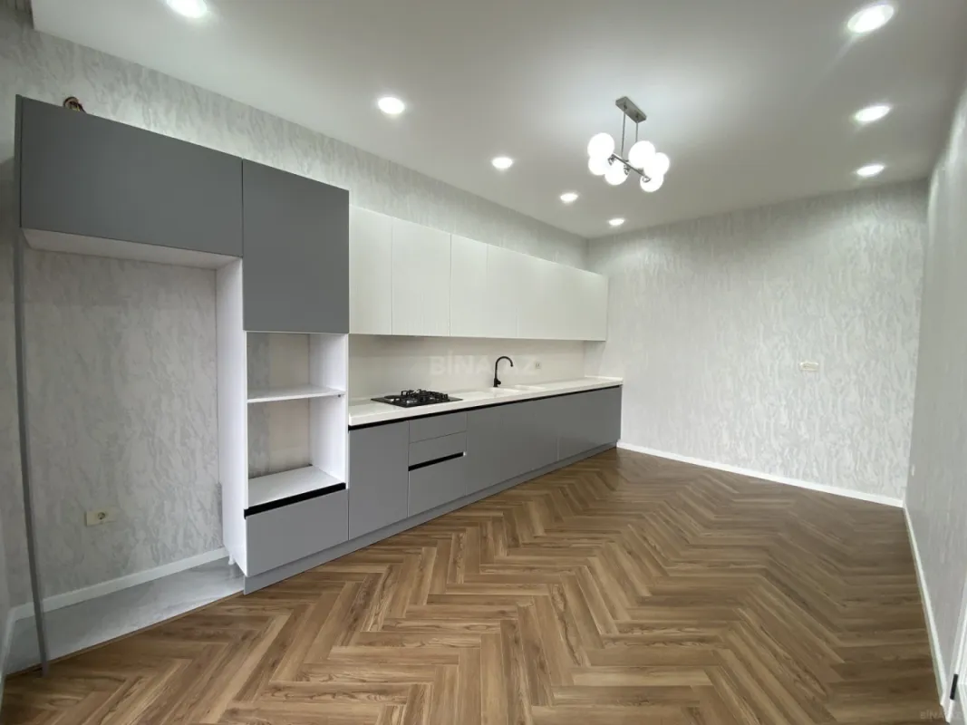 Satılır 4 otaqlı həyət evi 300 m²
