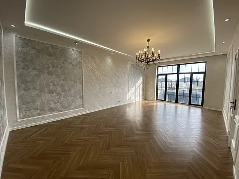 Satılır 4 otaqlı həyət evi 300 m²