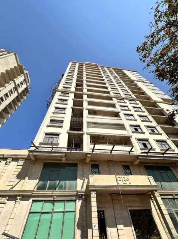 Satılır 2 otaqlı mənzil 95 m²