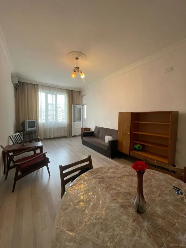Kirayə verilir 2 otaqlı mənzil 60 m²