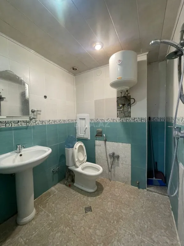 Kirayə verilir 2 otaqlı mənzil 60 m²