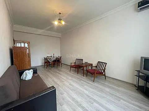 Kirayə verilir 2 otaqlı mənzil 60 m²