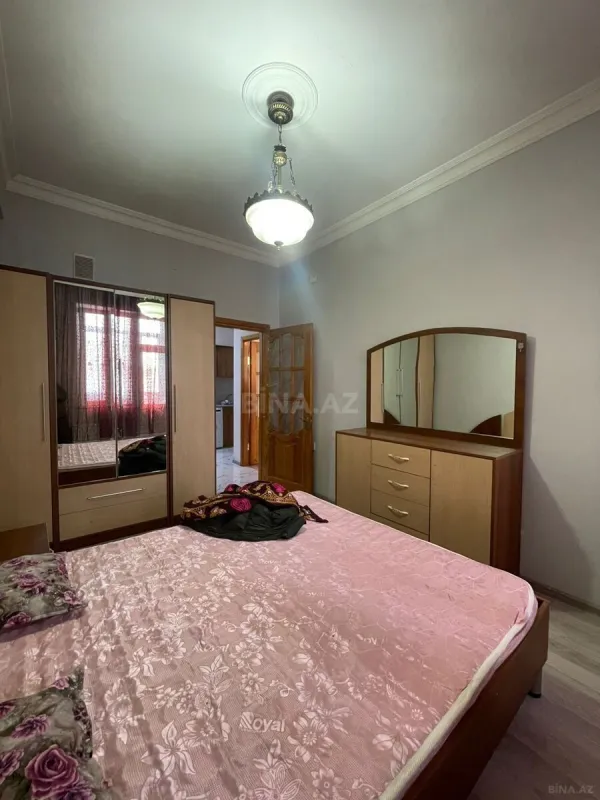 Kirayə verilir 2 otaqlı mənzil 60 m²