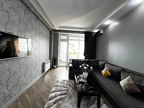 Satılır 3 otaqlı mənzil 79 m²
