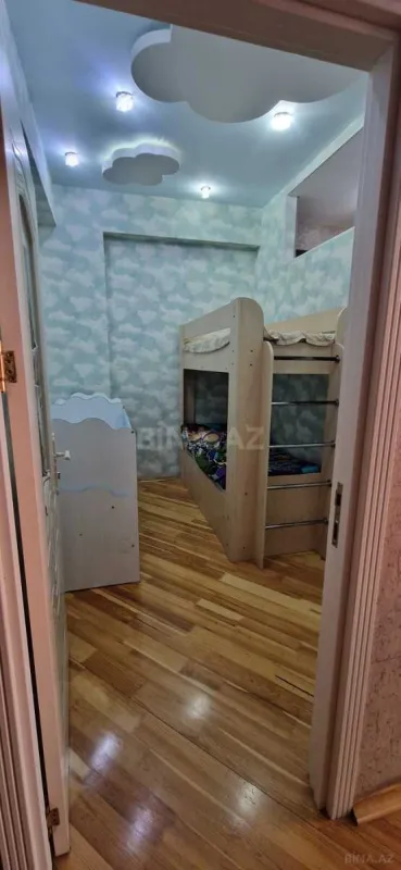 Satılır 2 otaqlı mənzil 70 m²