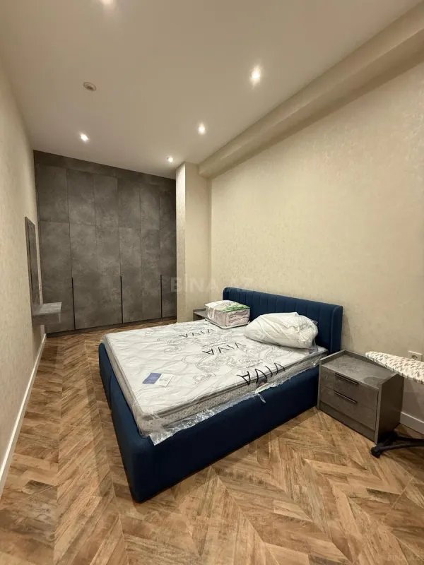 Kirayə verilir 2 otaqlı mənzil 66 m²