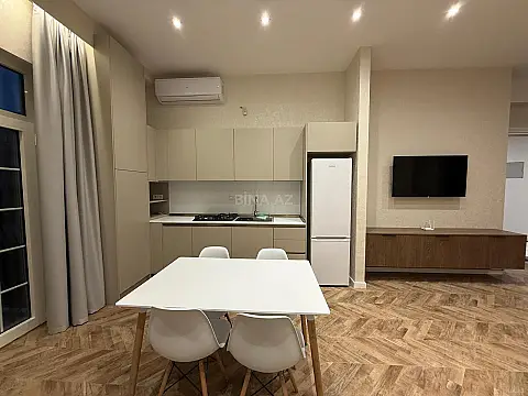 Kirayə verilir 2 otaqlı mənzil 66 m²