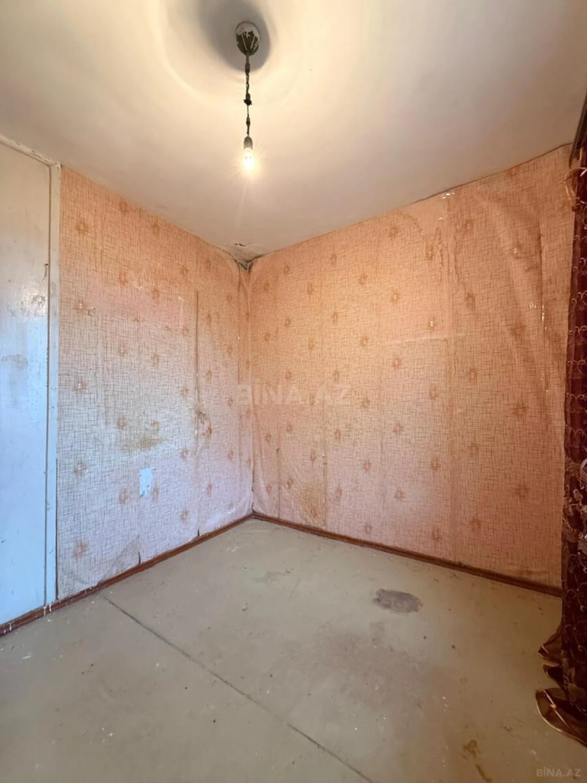 Satılır 4 otaqlı mənzil 110 m²