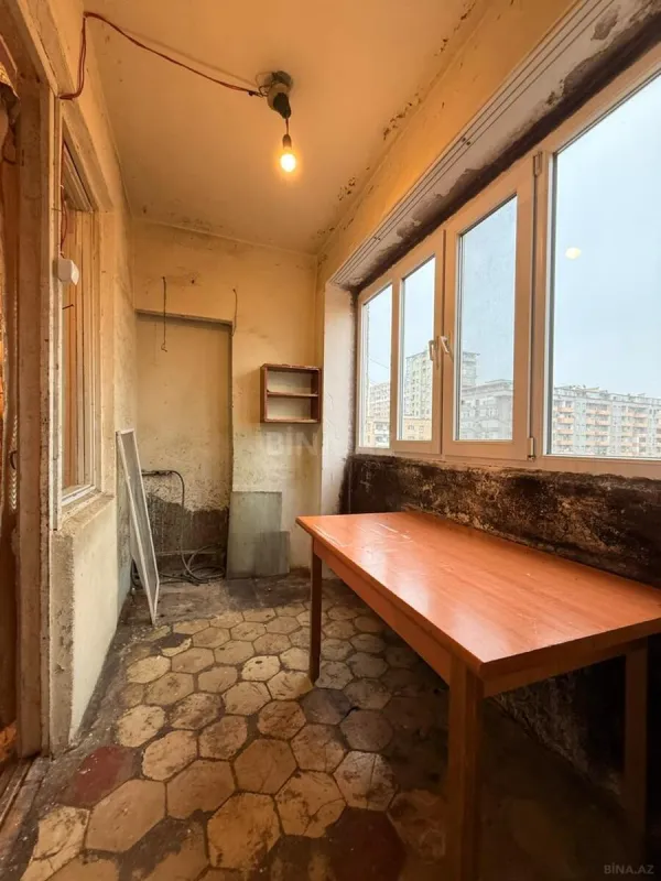 Satılır 4 otaqlı mənzil 110 m²