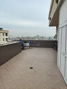 Kirayə verilir 4 otaqlı mənzil 180 m²