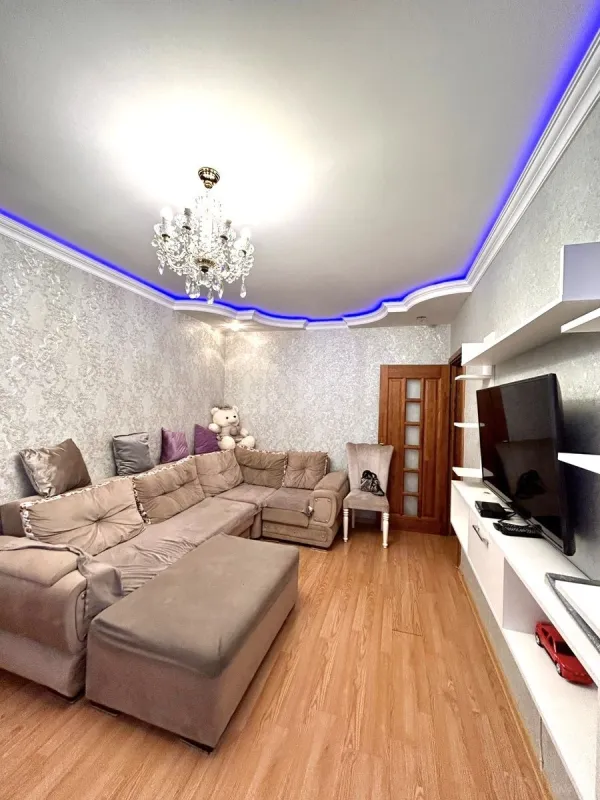 Kirayə verilir 3 otaqlı mənzil 80 m²
