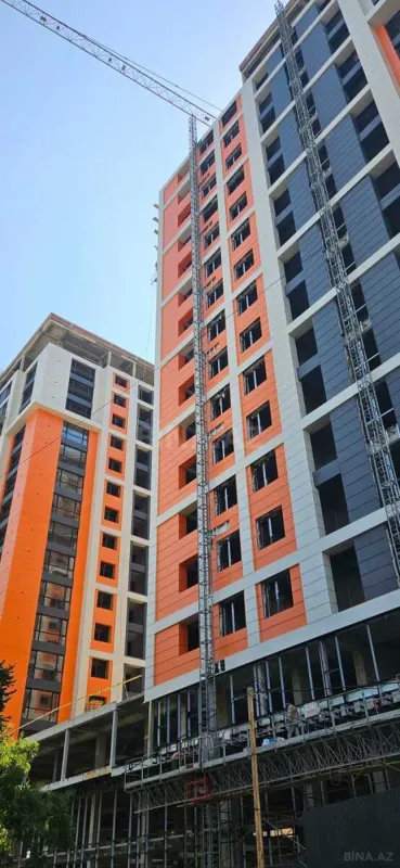 Satılır 3 otaqlı mənzil 123.5 m²