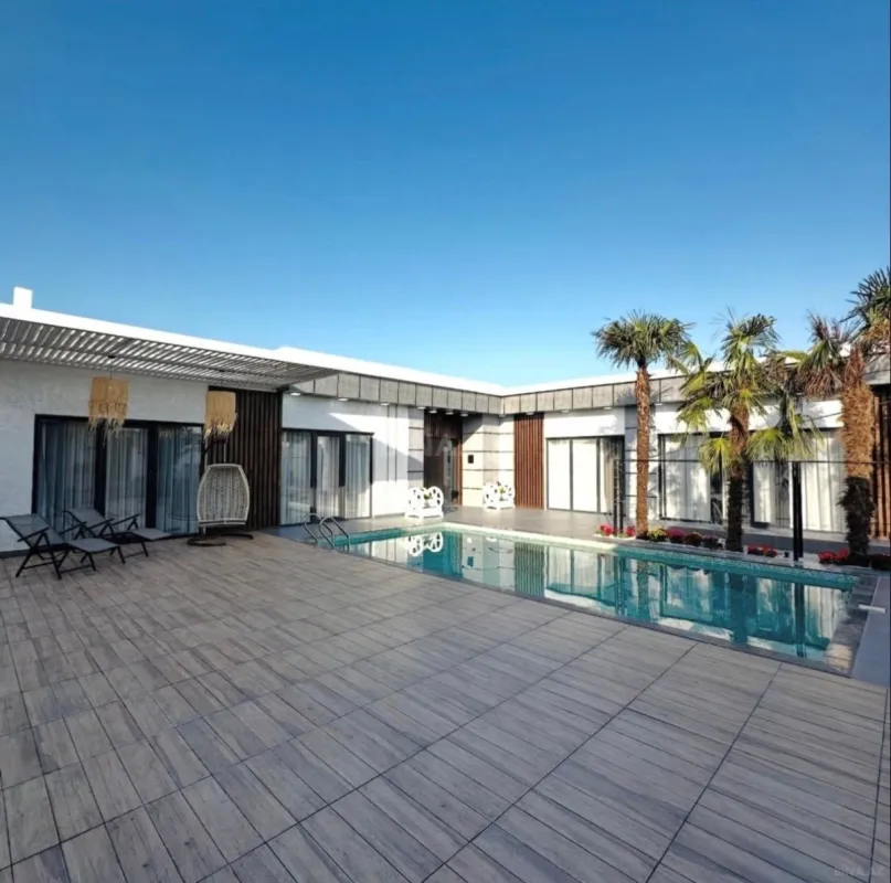 Kirayə verilir 4 otaqlı həyət evi 200 m²