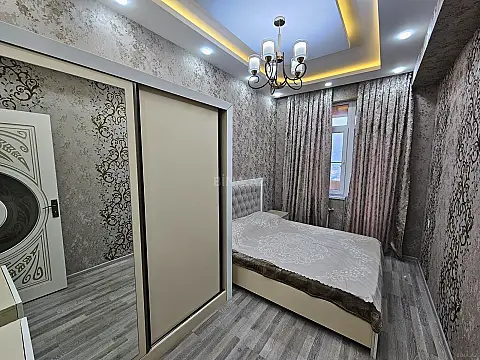Satılır 2 otaqlı mənzil 60 m²